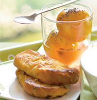 Nectarines pochées, brioche dorée Nectarines pochées, brioche dorée